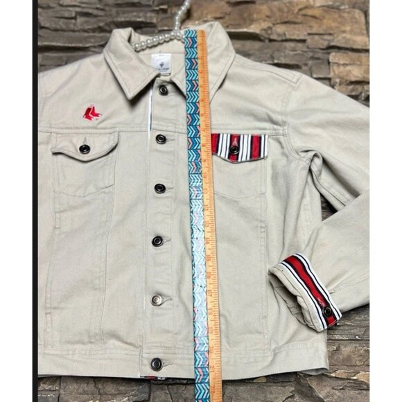 Boston Red Sox Women’s Trucker Jacket Sz L Embroidered Logo Button Down Beige - Picture 2 of 7